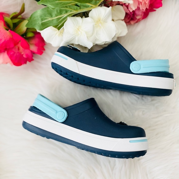 Kid’s Crocband Crocs - Picture 4 of 6